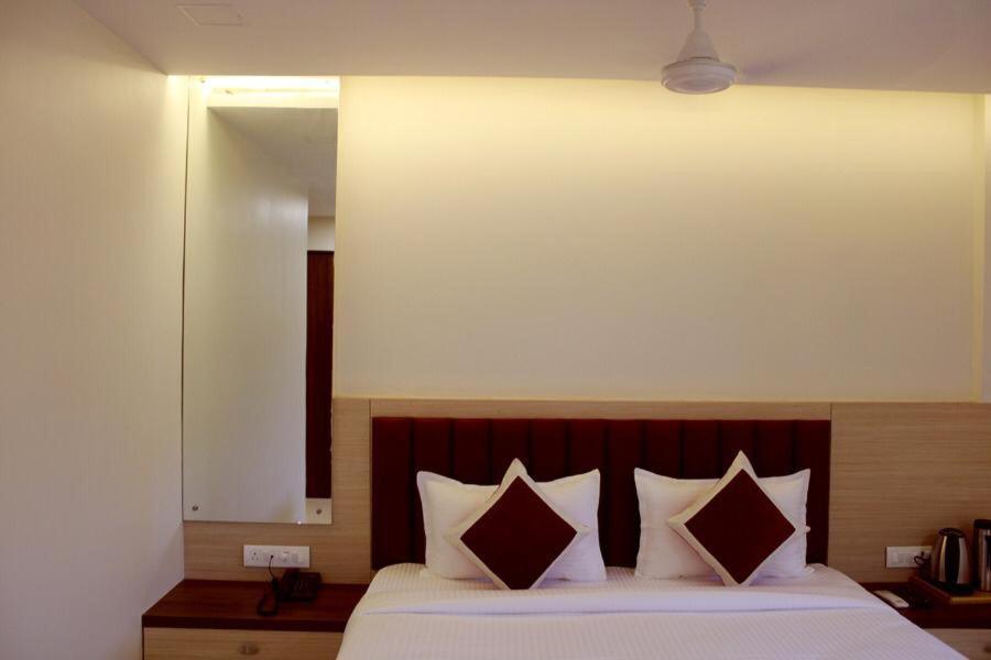 Hotel Saineel Bombay Eksteriør billede